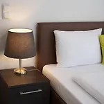 Bayer's Boardinghouse Und 4* Mnichov
