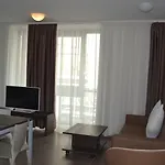 Bayer's Boardinghouse Und 4*