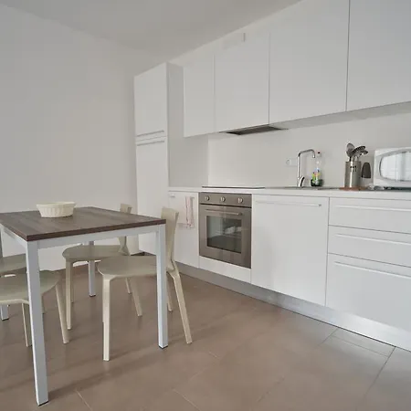 Bayer's Boardinghouse Und 3*