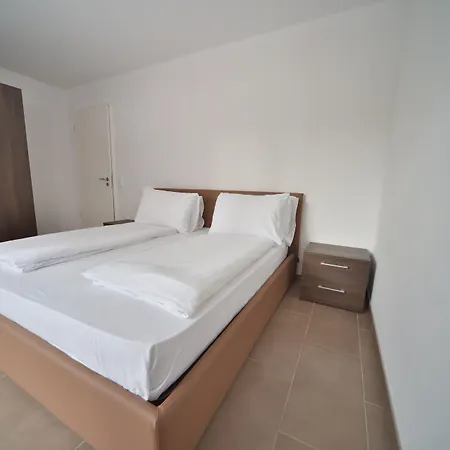 Hotel apartamentowy Bayer's Boardinghouse Und Monachium