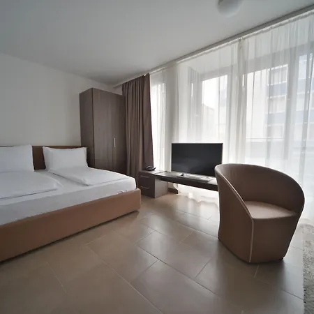 Bayer's Boardinghouse Und Hotel apartamentowy 4*