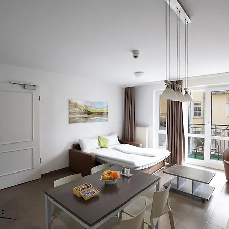 ベイヤーズ ボーディングハウス アンド アパートホテル