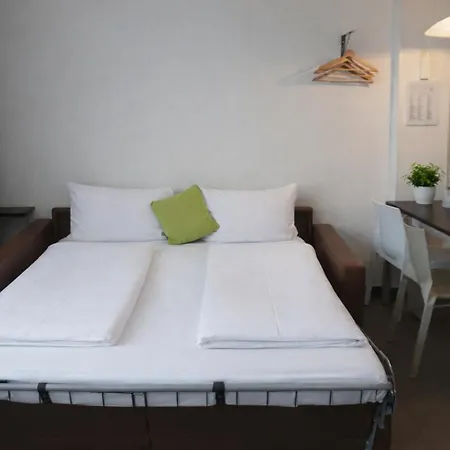Bayer's Boardinghouse Und 4*
