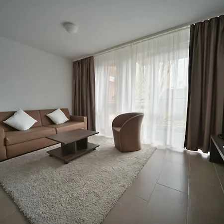 Bayer's Boardinghouse Und Apartmanhotel 3*