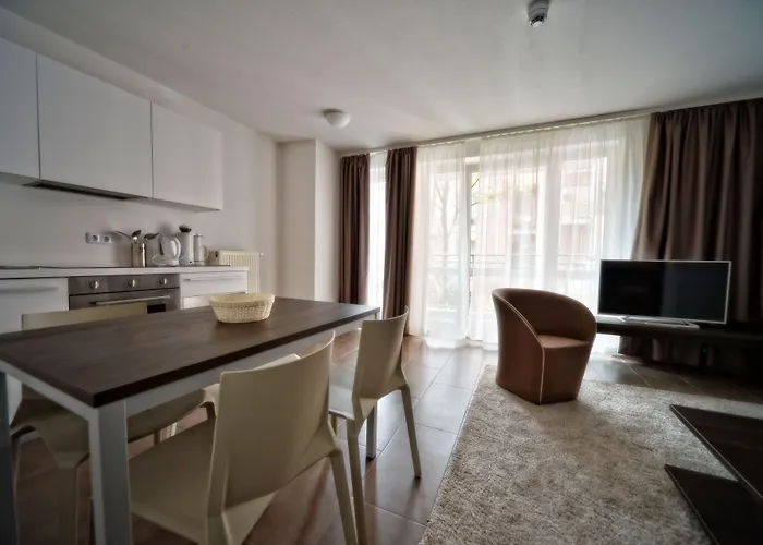 바이엘 보딩하우스 운트 아파트호텔 4*