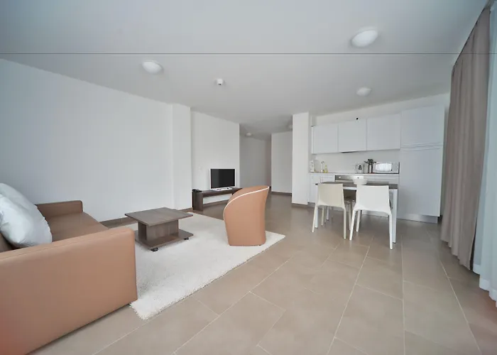 Bayer's Boardinghouse Und