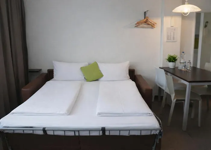 바이엘 보딩하우스 운트 4*