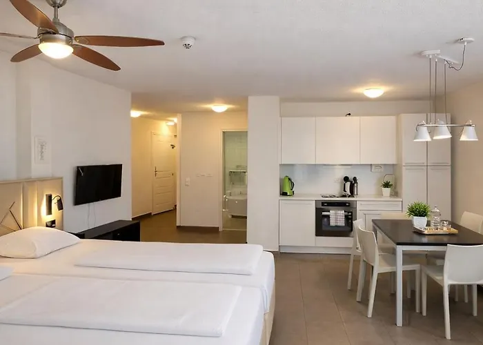 바이엘 보딩하우스 운트 4* 뮌헨