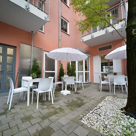 Bayer's Boardinghouse Und Lejlighedshotel 4*